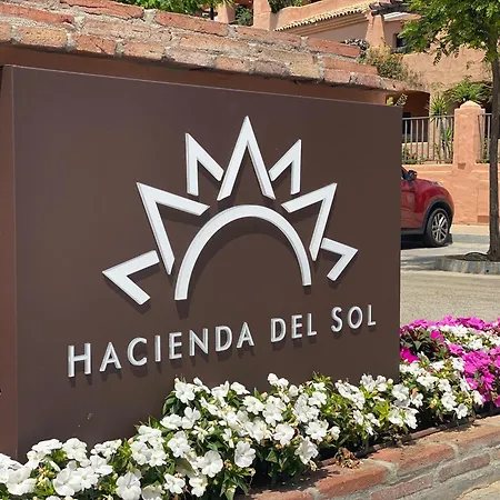 1197: 3 Bedroom Grd Floor Hacienda Del Sol 公寓